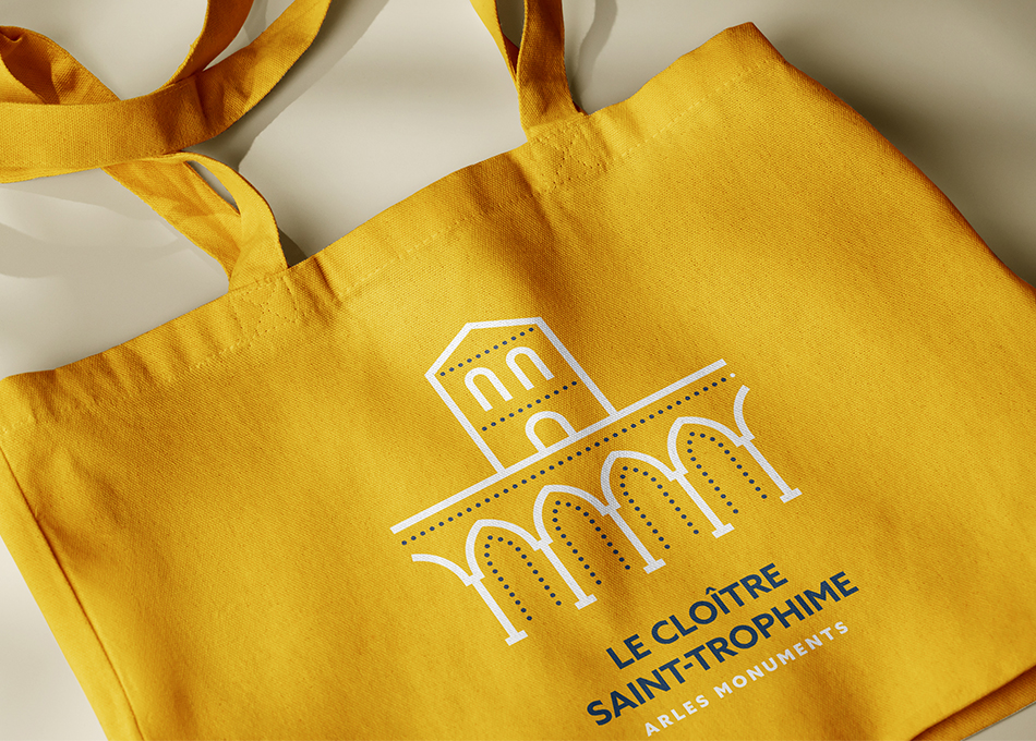 Totebag Arles monument